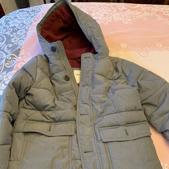 Abercromie - Picture 1 of 6